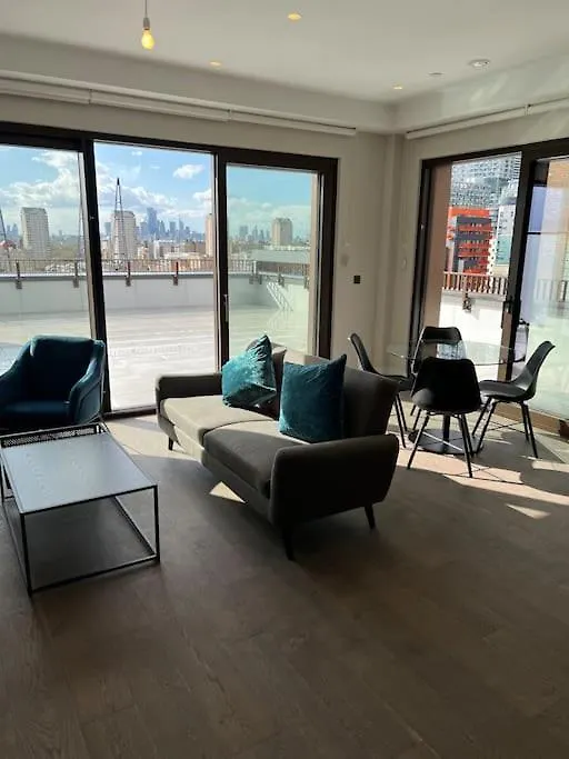 2 Bedroom Penthouse London Storbritannien
